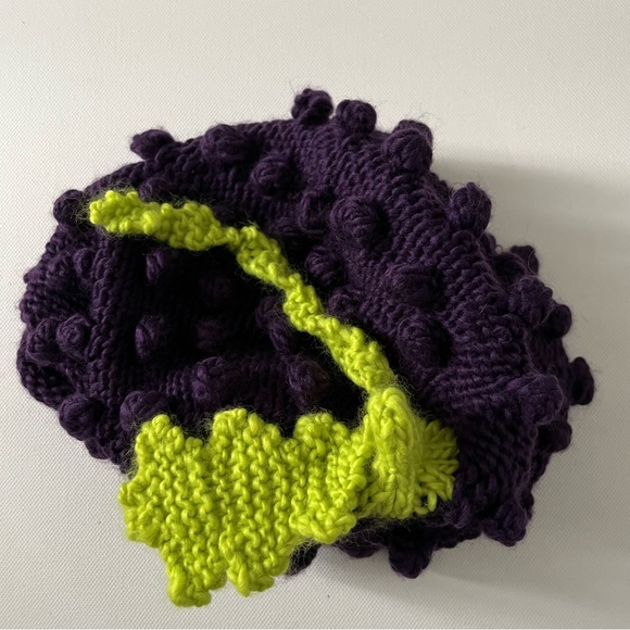 Urban Outfitters Cooperative Grape Beanie - Picture 7 of 8